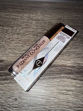 CHARLOTTE TILBURY RADIANT CONCEALER ☀️